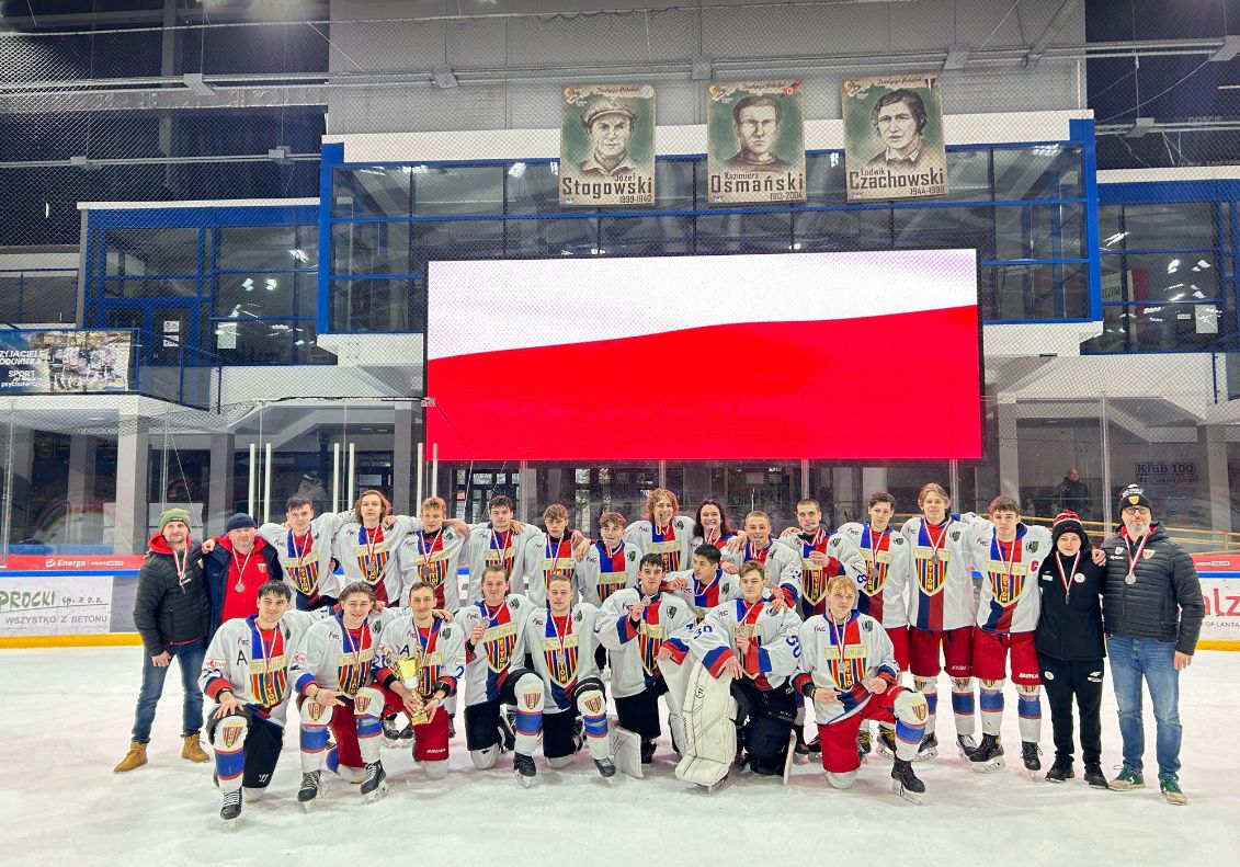 Hokeiści Polonii Bytom wywalczyli w Mistrzostwach Polski Juniorów srebrne medale, fot. Sławomir Budziński