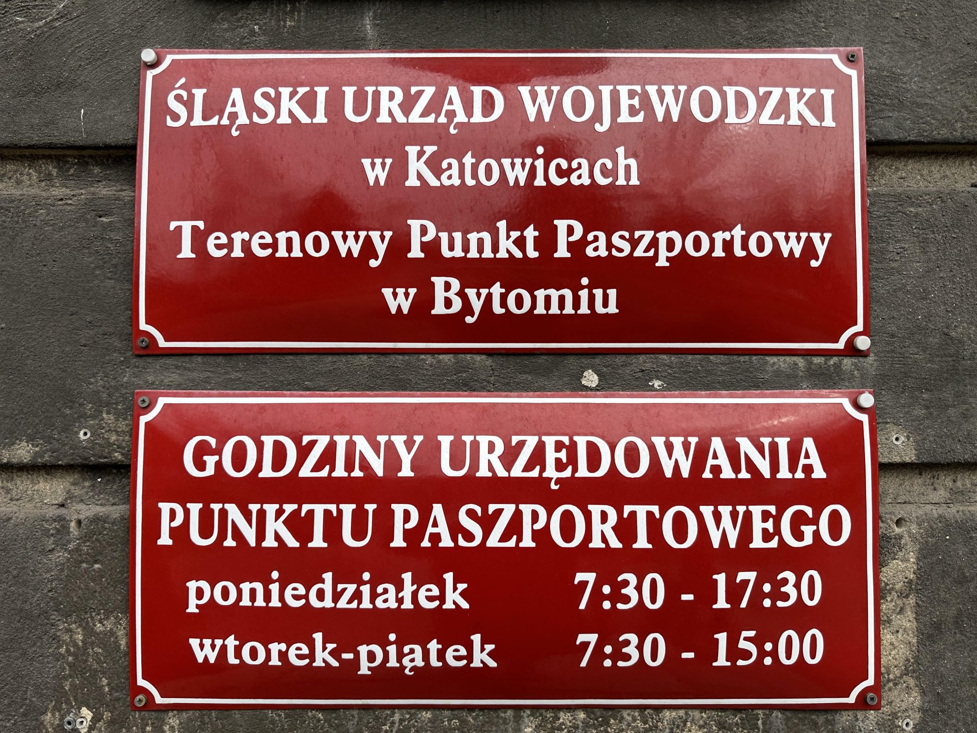 Terenowy Punkt Paszportowy Śląskiego Urzędu Wojewódzkiego przy Parkowej 2