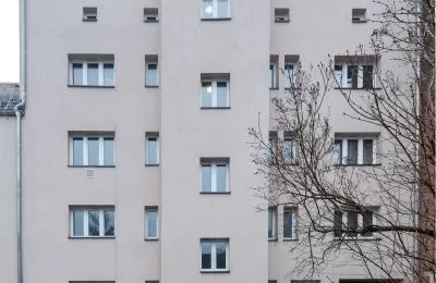 Kolejne kamienice przy ul. Katowickiej po remoncie