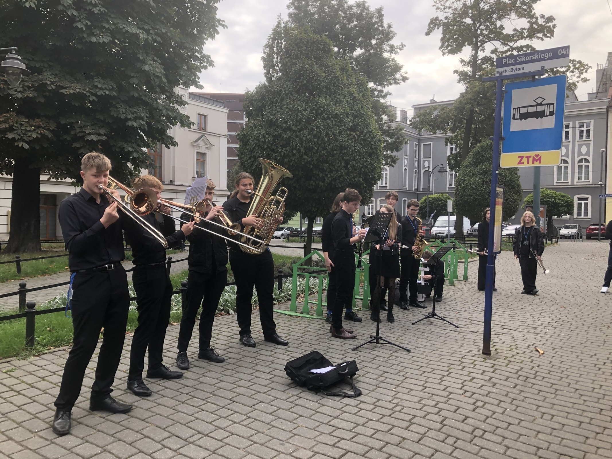 Młodzi instrumentaliści z Ogólnokształcącej Szkoły Muzycznej