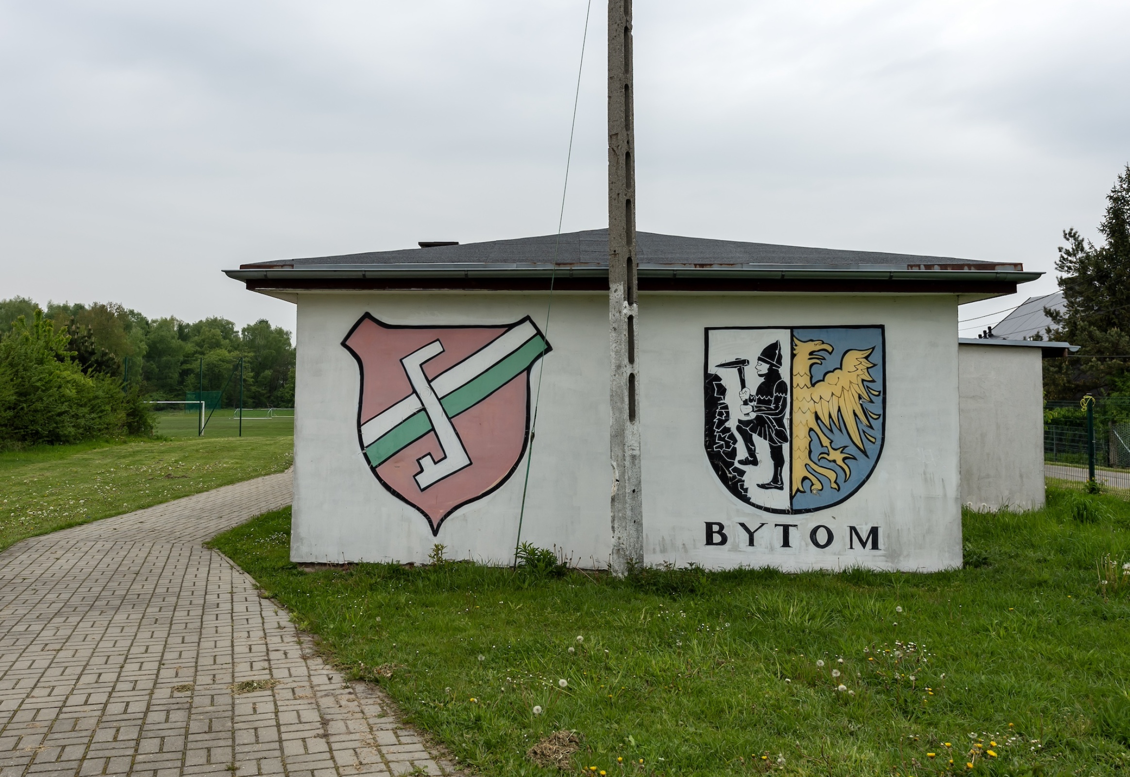 Rodło Górniki korzysta z boiska przy ul. Sportowej 8