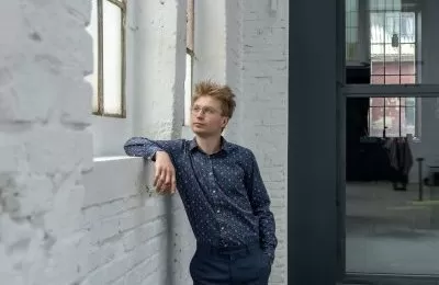 Atelier pod suwnicą