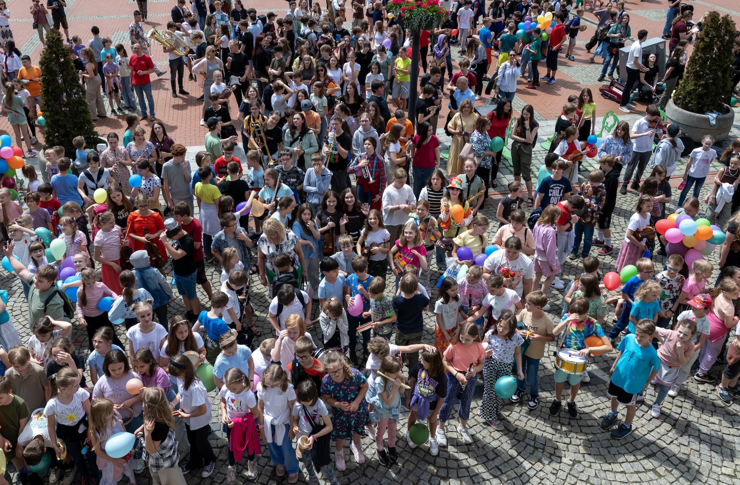 Uczestnicy happeningu na bytomskim Rynku