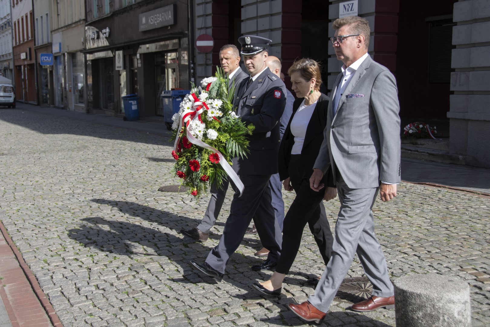 Składanie kwiatów z okazji Dnia Powstań Śląskich