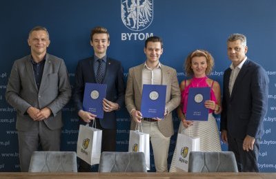 Prezydent pogratulował wybitnym studentom