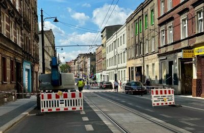 Rozpoczyna się wyburzanie pustostanu przy ul. Pie