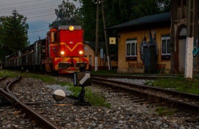Sierpniowa Nocna Szychta z wąskotorówką