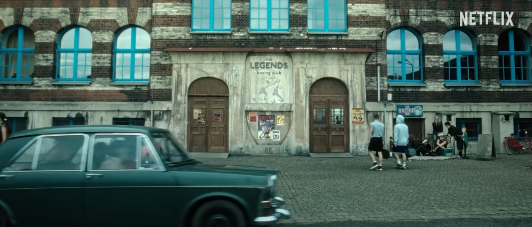 Zdjęcia do filmu Bokser były kręcone m.in. w budynku IV Liceum Ogólnokształcącego im. Bolesława Chrobrego w Bytomiu
