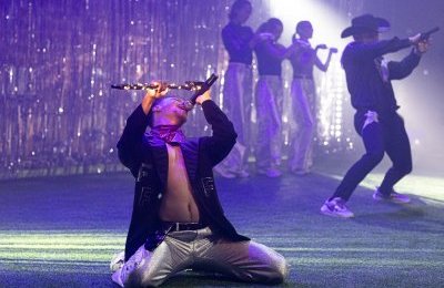Noc Teatrów na scenie w Rozbarku