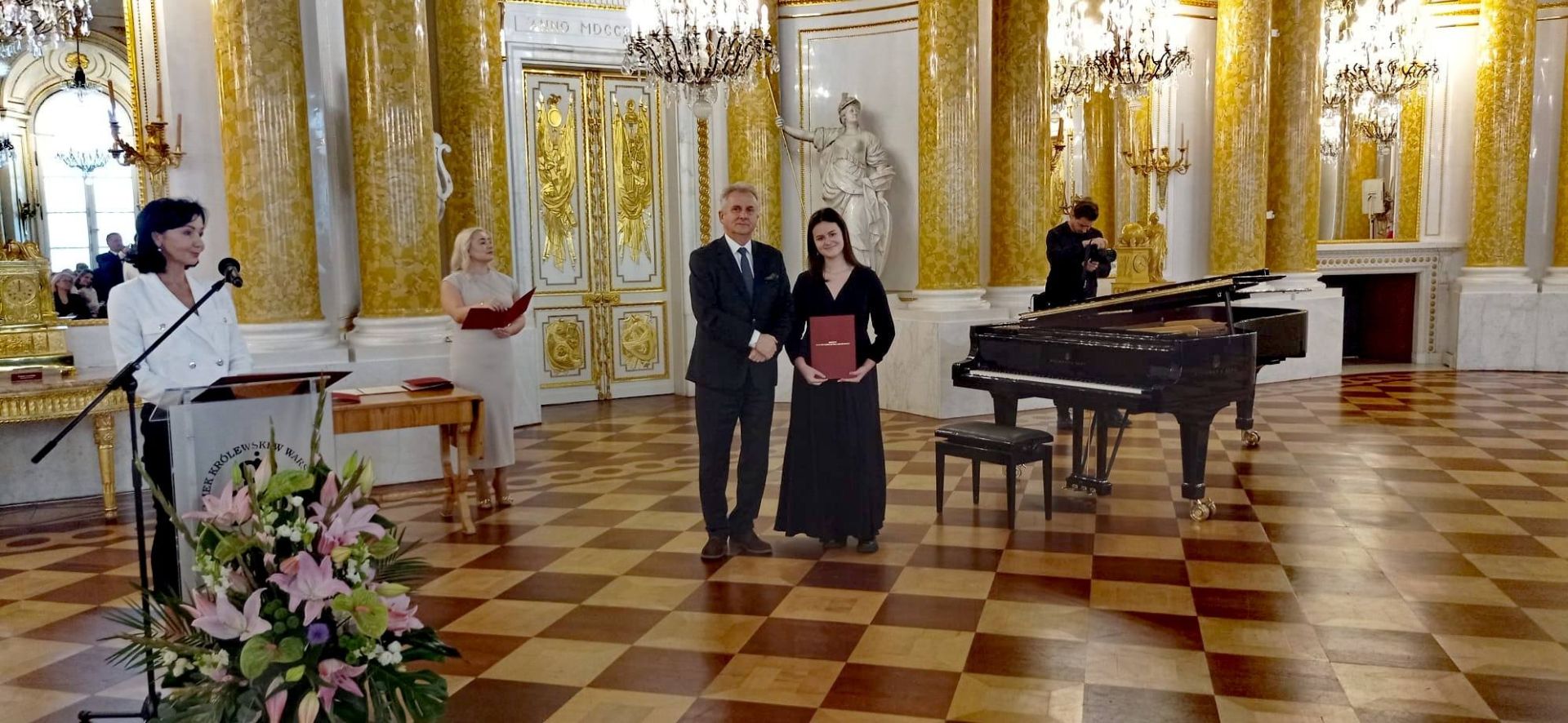 Agata Wachowska, uczennica Ogólnokształcącej Szkoły Muzycznej w Bytomiu otrzymała stypendium Ministra Kultury i Dziedzictwa Narodowego