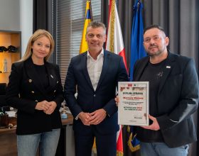 Prezydent Wołosz i zarząd Fundacji Wolne Miejsce 