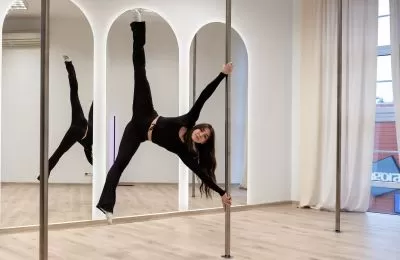W Bytomiu otwarto Pole Dance Factory. Taniec na ru
