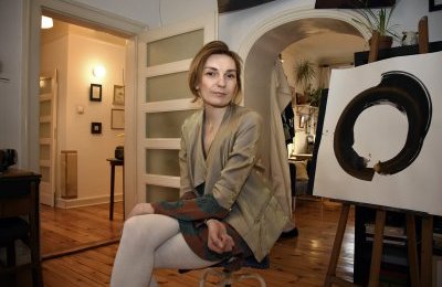 Świat gestów według Justyny Pizio