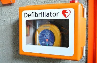 Szkoła zbiera na defibrylator AED