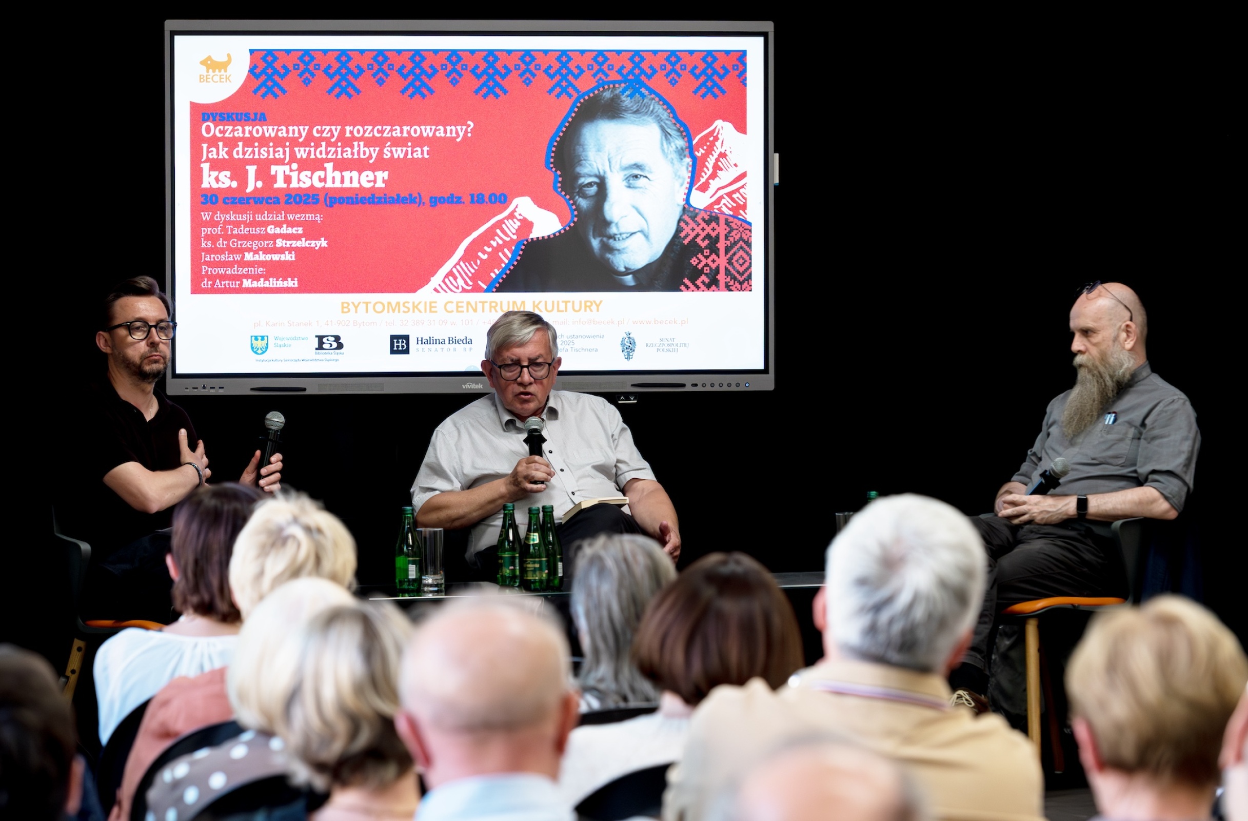 Spotkanie poświęcone twórczości ks. prof. Józefa Tischnera Dr Artur Madaliński, prof. Tadeusz Gadacz i ks. dr Grzegorz Strzelczyk