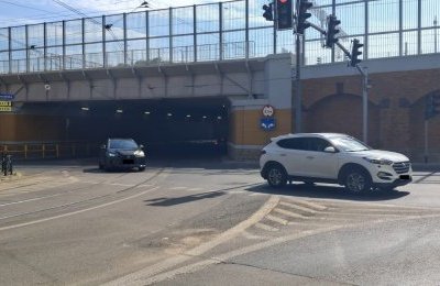 Znowu pojedziemy spod wiaduktu kolejowego na Łagi