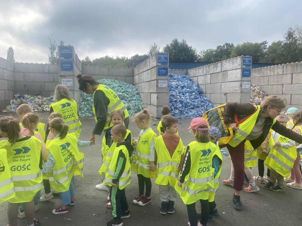 Przedszkolaki w Śląskim Parku Recyklingu Przedszkolaki w Śląskim Parku Recyklingu