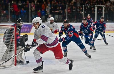 Minimalna przegrana hokeistów