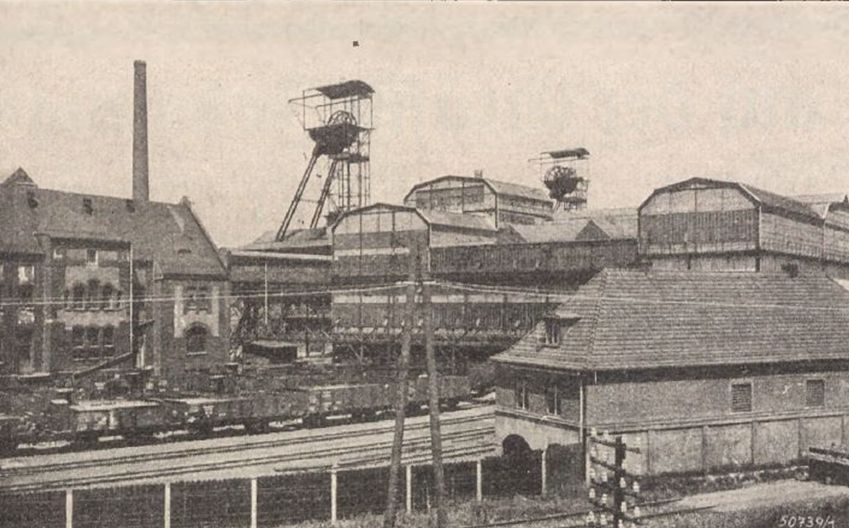 Kopalnia „Gräfin Johanna” na zdjęciu z 1936 roku, źródło: Śląska Biblioteka Cyfrowa, domena publiczna Kopalnia „Gräfin Johanna” na zdjęciu z 1936 roku, źródło: Śląska Biblioteka Cyfrowa, domena publiczna