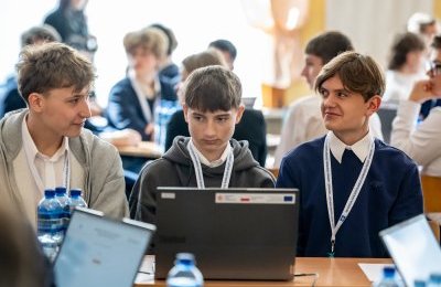 Latająca miotła Baby Jagi znów w Technikum nr 4