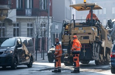Rozpoczęło się pozimowe łatanie dziur w drogac