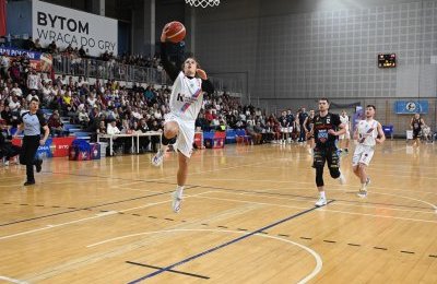 Bytomscy koszykarze niepokonani