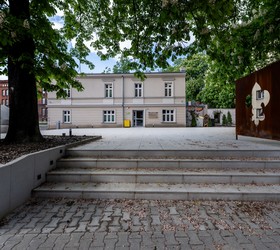 Nowe oblicze przestrzeni wokół budynku Ula