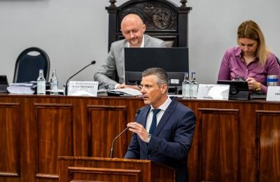 Prezydent Mariusz Wołosz uzyskał wotum zaufania 