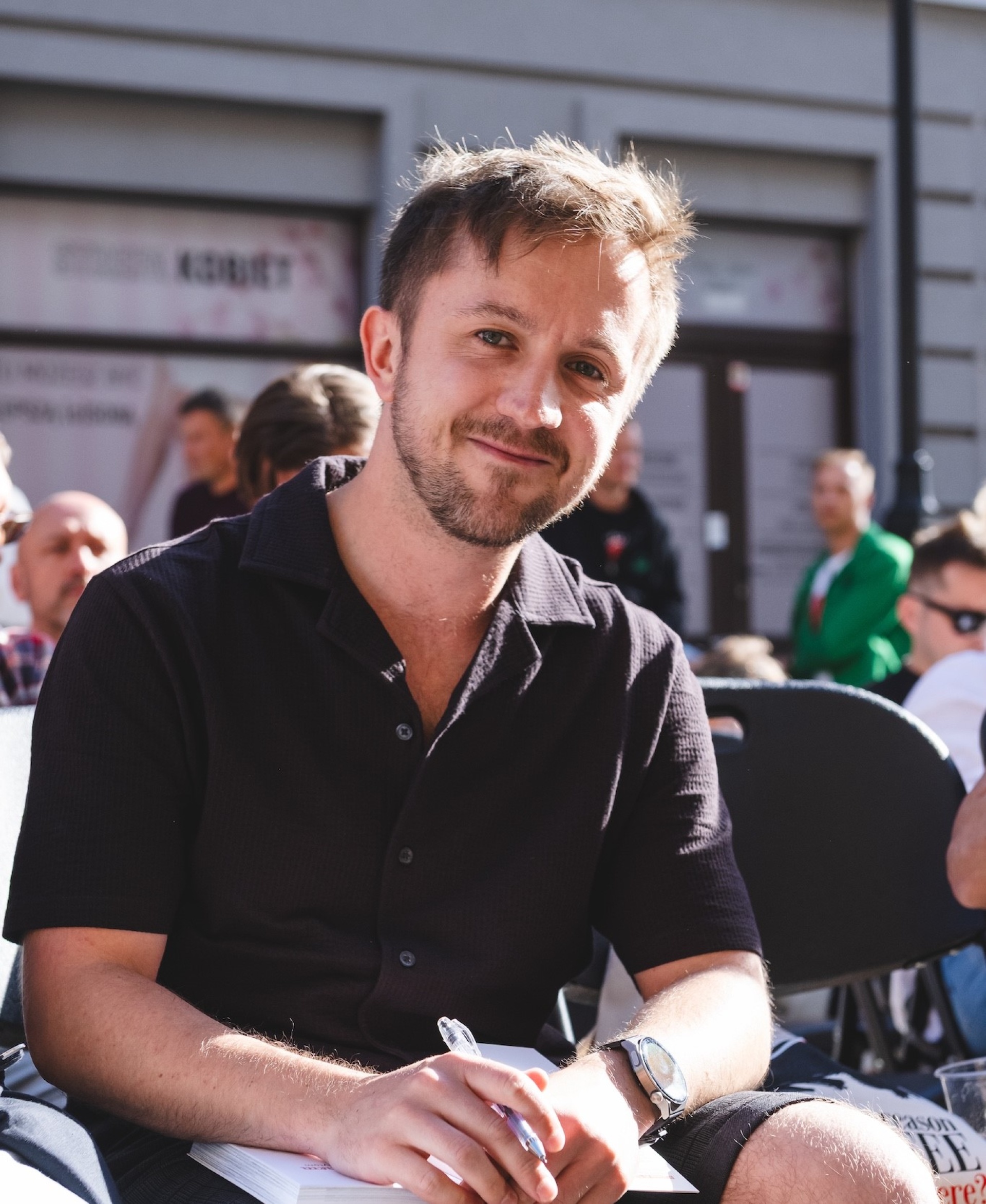 Spotkanie autorskie poświęcone debiutanckiej książce Mikołaja Wilgi, zgromadziło tłumy czytelników Mikołaj Wilga