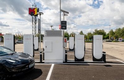 Stacja Supercharger w Bytomiu. To czwarta lokaliza