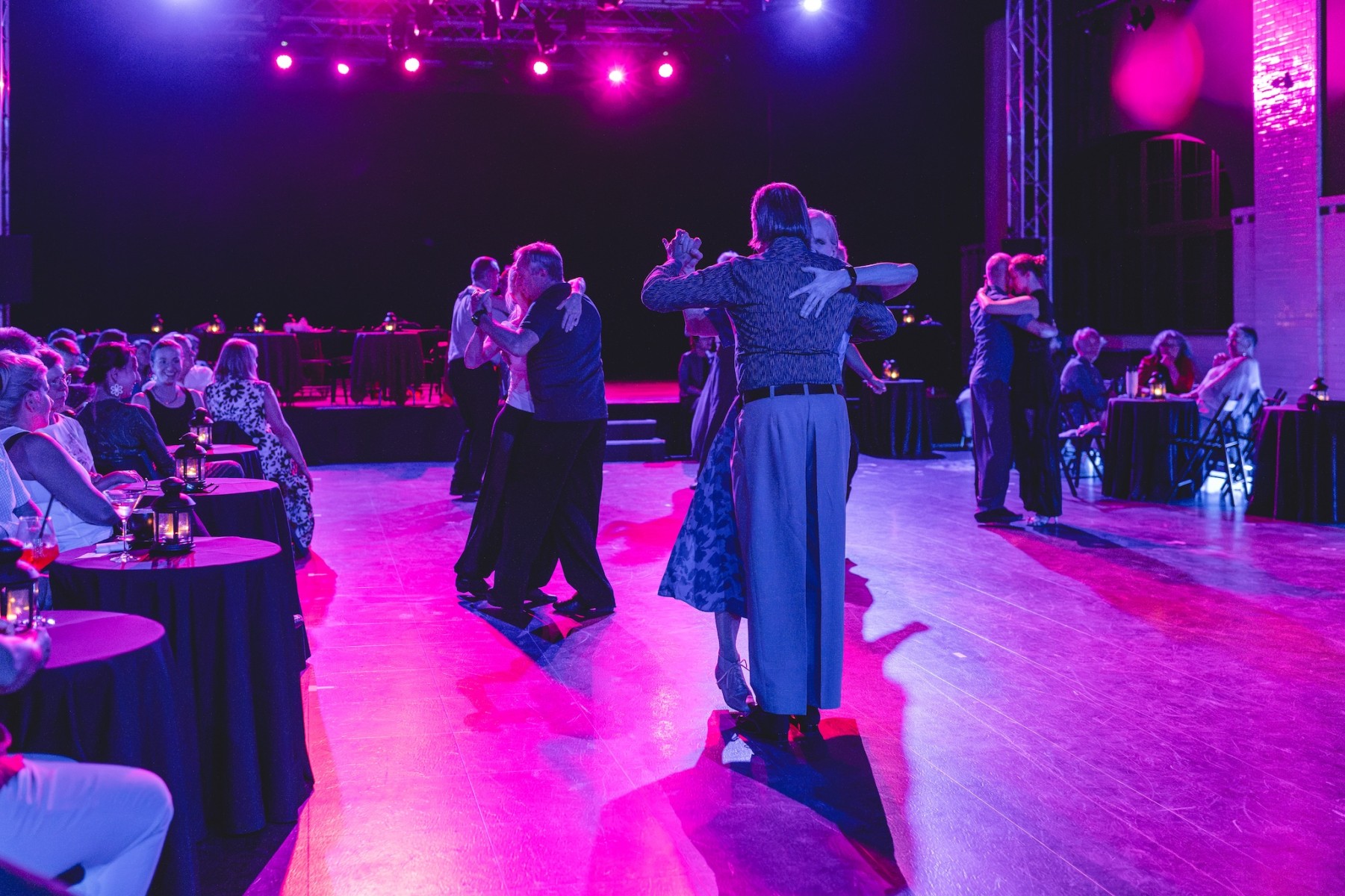 Milonga w Teatrze Tańca była okazją do poznania argentyńskiego tańca Milonga w Teatrze Tańca była okazją do poznania argentyńskiego tańca