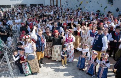Śląska moda wychodzi na wybieg. „Ślōnski Szr
