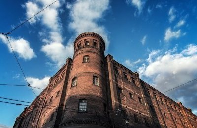 Neogotycki areszt do remontu 