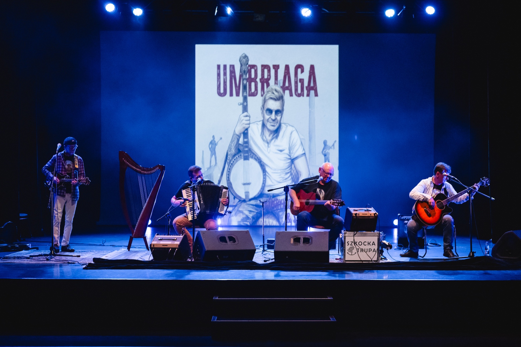 Prapremierowy koncert odbył się 25 września w Teatrze Rozbark Grupa Henryk Czekała Szkot i Szkocka Trupa na scenie Teatru Rozbark