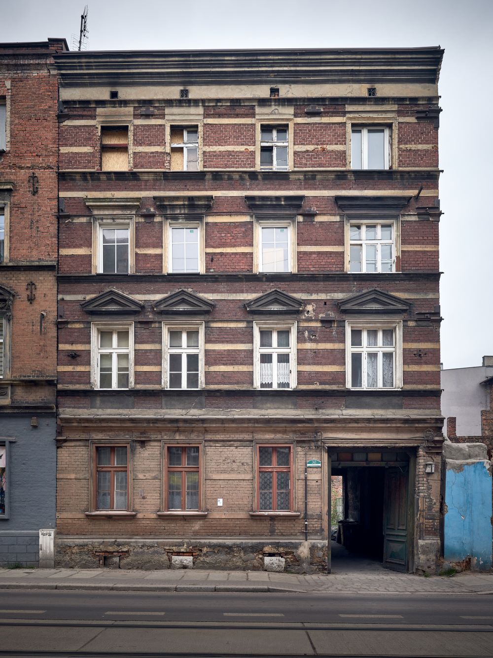 Tenement house