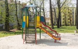 Plac zabaw ul. Prokopa 6 (4).jpg