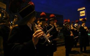 Orkiestra Dęta na ulicach Miechowic  (2)