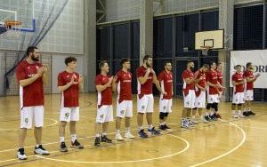 Kolejne pewne zwycięstwo koszykarzy (10)