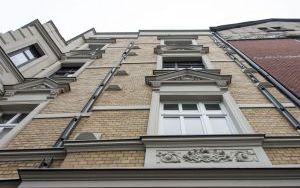 Kolejne budynki i kamienice odzyskały dawny blask (4)