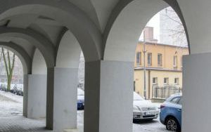 Kolejne budynki i kamienice odzyskały dawny blask (13)