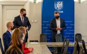 Prezydent Bytomia Mariusz Wołosz pogratulował sukcesów tenisistom Górnika  (1)