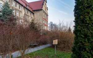 W mieście zamontowano sześć karmników literackich. (6)