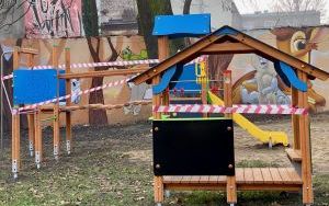 W mieście zmodernizowano place zabaw  (7)