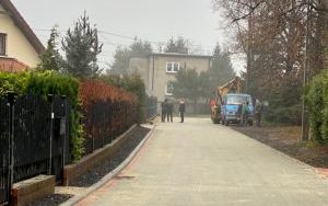 Inwestycje drogowe w Stolarzowicach. Zakończono przebudowę ul. Kofty (4)