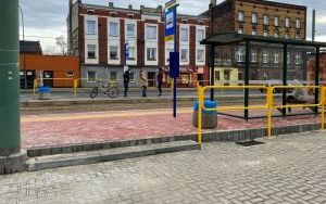 Pasażerowie już mogą korzystać z trzech zmodernizowanych przystanków (7)