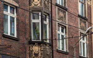 Nowe okna w zabytkowych budynkach (7)