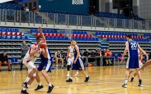 Zwycięstwo koszykarzy na zakończenie rundy zasadniczej (8)