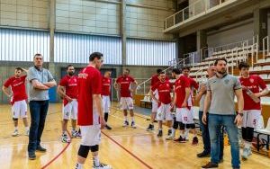 Mecz koszykówki (2)