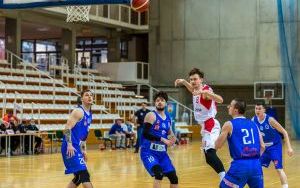 Mecz koszykówki (11)