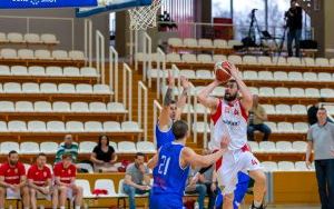 Mecz koszykówki (15)
